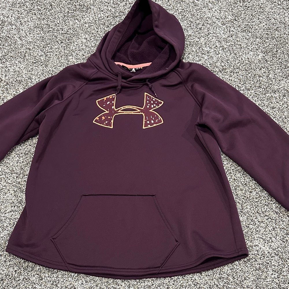 Women’s size Large Under Armour Plum Hoodie with Gold Logo Accent